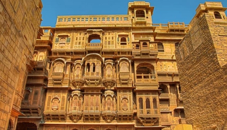 राजस्थान : पर्यटको में काफी प्रसिद्ध है जैसलमेर, यहां देखने को मिलती हैं ये खूबसूरत जगहें !
